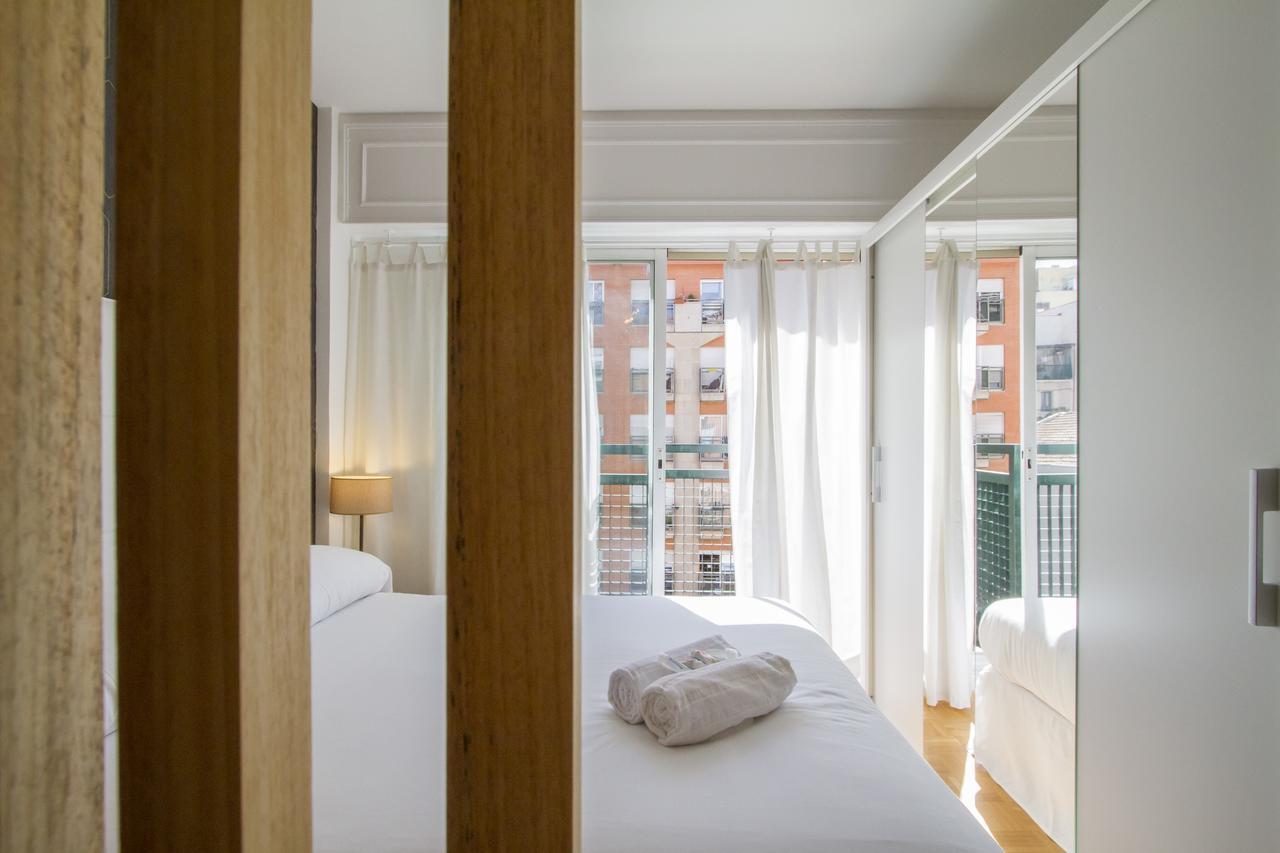 Charming Puerta De Atocha Madrid Apartment Exterior photo